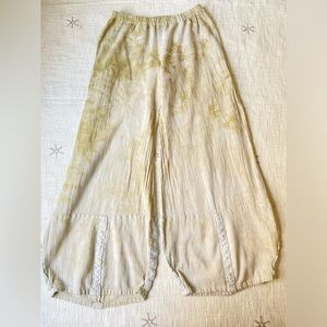 Oh My Gauze! Honey gaucho pants 1 (S/M) tie dye green tan cream lagenlook baggy